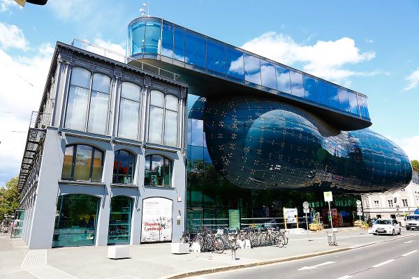 Фантастические здания и где они &laquo;обитают&raquo;: 12 необычных строений мира