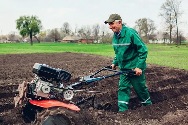 Как настроить плуг на мотоблоке правильно – делимся советами Как настроить плуг на мотоблоке правильно – делимся советами