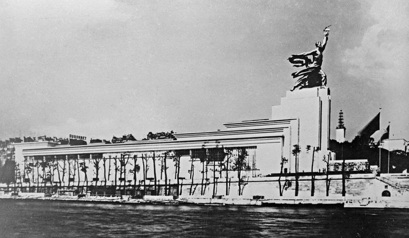 Архитектура 30-х годов: от библиотеки Ленина до театра Советской армии