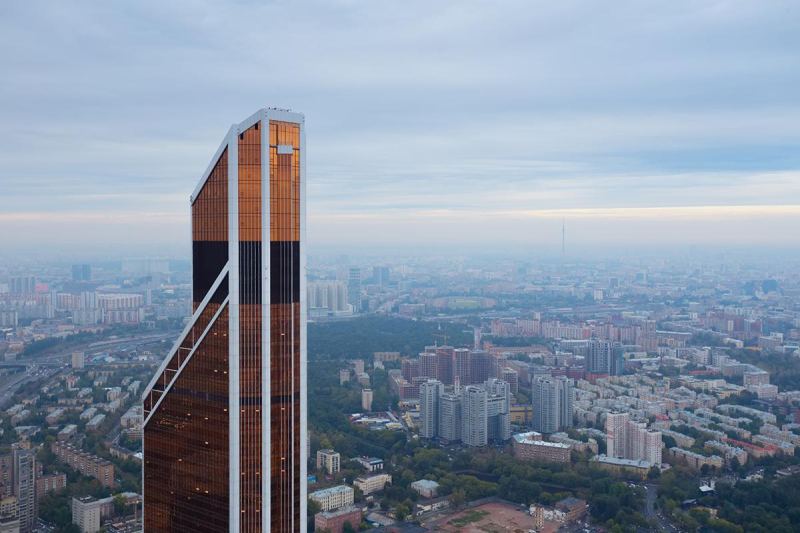 Эпоха калейдоскопа стилей: постмодернизм, лужковская архитектура и