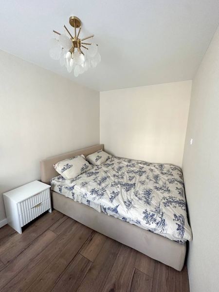 Как я сделала ремонт в хрущевке с проход­ной комнатой за 1,8 млн рублей: фото до ​и после