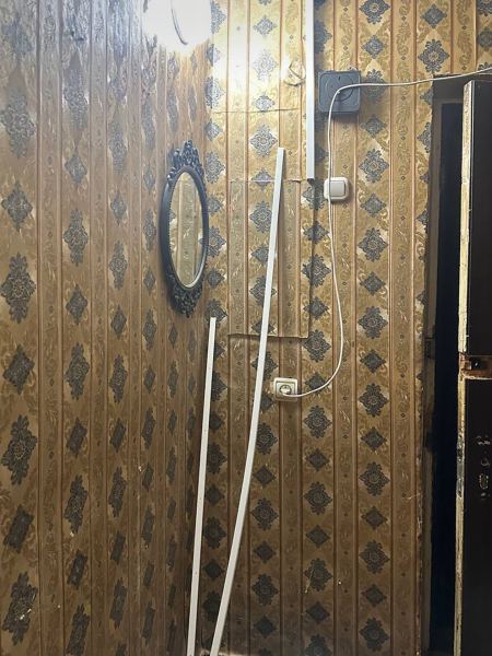 Как я сделала ремонт в хрущевке с проход­ной комнатой за 1,8 млн рублей: фото до ​и после