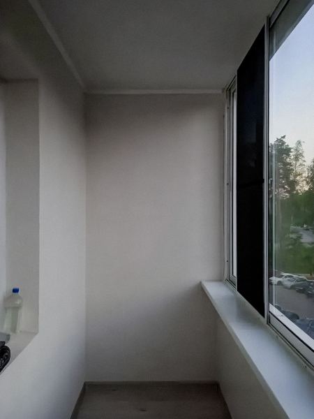 «Одно из моих любимых мест в квартире»: 3 варианта обустройства балкона