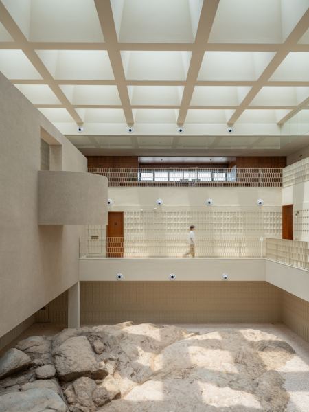 Отель-маяк на острове Хуанлун в городе Чжоушань, Китай