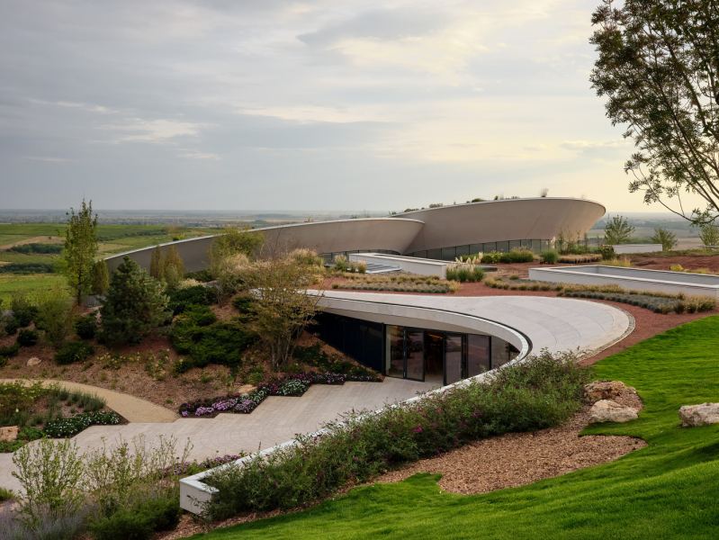 Открыта винодельня Sauska Tokaj в городе Ратка, Венгрия