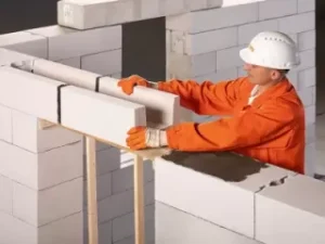 ПЕРЕМЫЧКИ В ДОМЕ ИЗ ГАЗОБЕТОНА